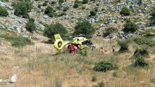 Stradao na Biokovu; HGSS i helikopterska hitna izvukli pacijenta sa slomljenom kosti