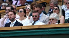 Rijetko je u javnosti: David Beckham na Wimbledon je poveo majku, Victoriji ni traga