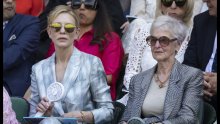 Glumačke face u pohodu na Wimbledon: Od vrućine su se 'spašavali' mini ventilatorima