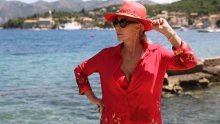 Lepa Brena za tportal: Na Balkanu se strah uvijek širi brže od povjerenja, a ljudi samo žele živjeti normalno