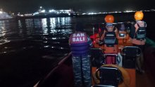 Potonuo trajekt kod Balija: Četiri osobe su poginule, traje potraga za 38 nestalih