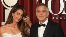 Amal Clooney plijeni elegancijom, a ovaj lak za nokte je tajna njezine savršene manikure