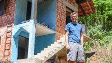 Američki influencer kupio kuću na slijepo usred šume u Zagorju: 'Želim da ovo bude moje utočište'