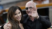 Lauren Sanchez uoči vjenčanja stavila piercing i to na mjesto koje ne možete ni zamisliti