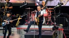 Springsteenu ne trebaju dronovi ni lebdeći automobili da bi opčinio publiku i probudio nadu