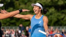 Tenisačicu na Wimbledonu omela pčela, njena reakcija je hit