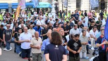 I molitelji se predali Thompsonu: Molili da ne padne kiša na koncertu