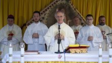 Kutleša pred više tisuća ljudi održao misu povodom obljetnice krunidbe kralja Tomislava