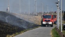 Trojac bakljama namjerno pokušao zapaliti nasip kod Bundeka