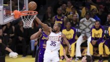 Čak je sedam klubova uključeno u prelazak Kevina Duranta iz Phoenixa u Houston