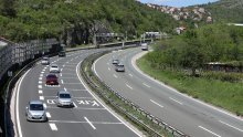 Vozači, oprez! Srna uočena na autocesti Rijeka-Zagreb, vozi se uz ograničenje