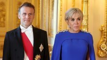 Modni trijumf: Brigitte Macron u haljini o kojoj svijet ne prestaje govoriti