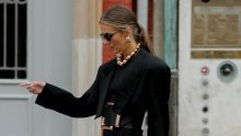 Dok traju sniženja, Zara je lansirala neodoljive modele dugih haljina