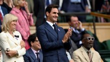 Federera pitali tko će pobijediti u polufinalu Wimbledona između Đokovića i Sinnera; trebalo mu je dugo da odgovori