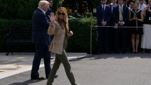 Melania Trump nosi tenisice koje su uvijek u trendu, a obilježile su i njezinu mladost