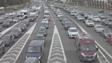 I dalje velika gužva na Lučkom, kod Macelja se kolona proteže sve do Slovenije