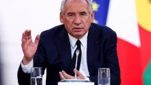 Francuski premijer ima prijedlog kako 'zakrpati' javne financije: Ukinuti dva državna praznika