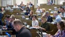 Lalovac o proračunu: Vidimo da gotovo 100 milijuna odlazi na povećanje plaća u gradskim službama