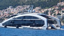 Superjahta budućnosti usidrila se kod Dubrovnika: Za 350.000 eura tjedno i vi možete ploviti na njoj