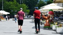 Dječak s Brača bori se za život nakon pada s romobila: Liječnici imaju poruku za roditelje