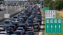 Prometna nesreća na A1 u smjeru mora; vozi se ograničeno jednim trakom