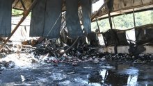 Požar progutao tvornicu Baumit: Ovako izgleda dan nakon što je vatra sve uništila