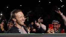 Ovako je Chris Martin prokomentirao viralni preljub na novom koncertu Coldplaya