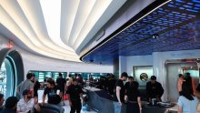 Tesla sad ima i retro-futuristički restoran u Los Angelesu