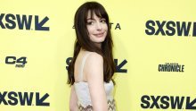 Zanimljiv detaljčić koji je svima prošao ispod radara: Anne Hathaway ipak je poslušala savjete