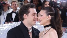 Nicola Peltz objavila golišavu fotku, Brooklyn je otkrio tko stoji iza njezinog nastanka