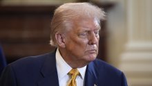 Bomba iz Washingtona: Trumpu su još u svibnju rekli da se spominje u Epsteinovim dosjeima