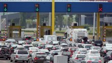 HAK: Pojačan promet, na dionici A1 Zagreb- Macelj kolona četiri kilometra