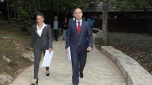 Zmajlović stopirao nabavu terenca za šeficu Plitvica
