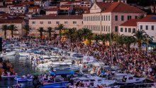Emotivni prizori: Pogledajte spektakularnu atmosferu na koncertu u čast Olivera