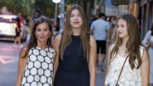 Ne zna se čiji je stajling bolji: Kraljica Letizia s kćerima ukrala je svu pozornost