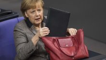 Hoće li Merkel nakon pobjede dati ostavku?