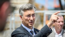 Plenković obišao gradilište Centra za starije osobe u Drnišu