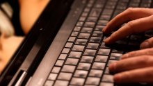 Britanci istražuju drže li se pornografske tvrtke zakonskih odredbi o provjeri dobi
