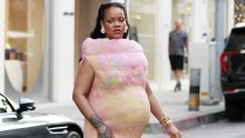 Trudna Rihanna iznenadila neobičnom haljinom: Ovako nešto rijetko se viđa