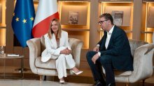 Zapadni mediji uspoređuje situaciju u Srbiji s događajima u Kijevu: Vučiću ponestaje opcija
