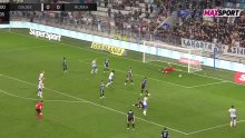 Svi su već vidjeli loptu u golu! Pogledajte sjajnu obranu Zlomislića kojom je spasio Rijeku