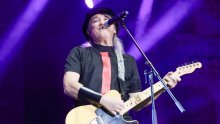 Pod zvjezdanim nebom pulske Arene Plavi orkestar održao koncert za pamćenje