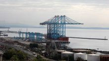 U Rijeku stiže brod za obuku ukrcaja i iskrcaja kontejnera, te testni vlak od 500 metara