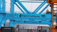 U Rijeka Gateway pristali prvi testni brod i vlak