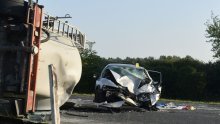 Lančani sudar na autocesti prema Zagrebu: Sudar cisterne i pet automobila, poginula jedna osoba