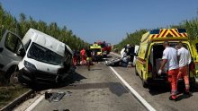 Teška prometna nesreća na otoku Pagu; hidrauličkim alatima izvlačili ozlijeđene