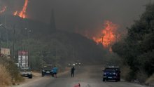 Ekstremni uvjeti u Grčkoj: Deseci novih šumskih požara