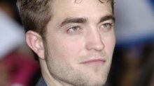 Robert Pattinson se već utješio!