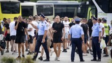 Pogledajte invaziju Hajdukovih navijača na Tiranu
