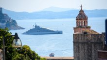 Superluksuzna jahta od 110 metara stigla je do Dubrovnika: Cijena krstarenja je nevjerojatna